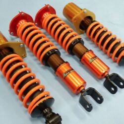 Aragosta 11K/8K Type S Suspension Kit with Rubber Upper Mounts for