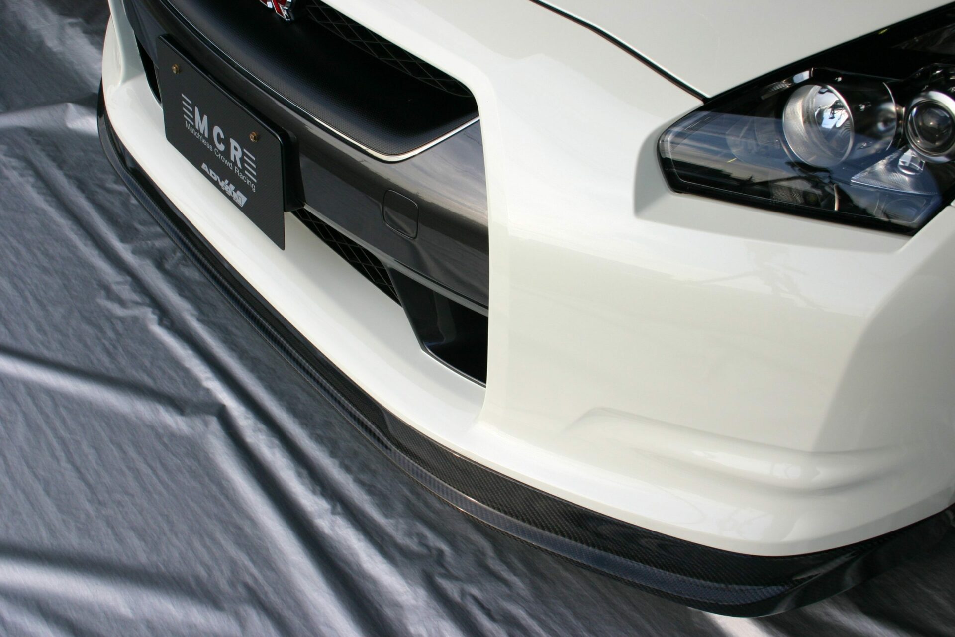 MCR Carbon Front Lip Spoiler for 200911 Nissan GTR [R35] RC35043