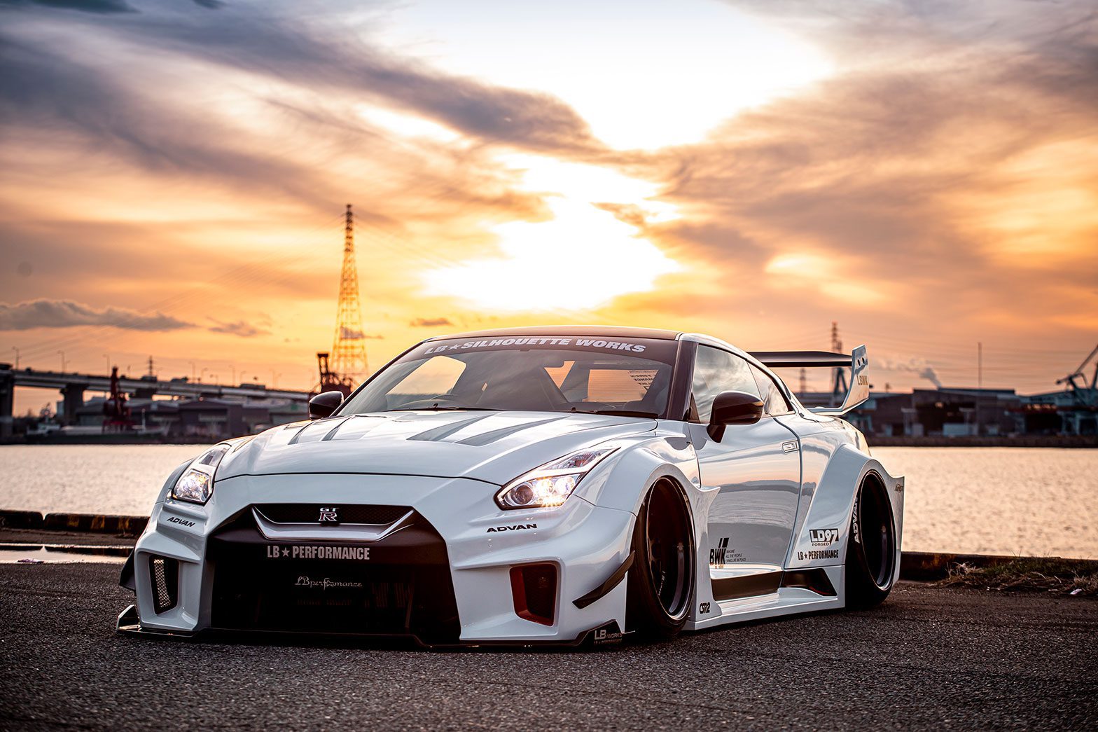 Liberty Walk LB-Silhouette WORKS GT 35GT-RR Front Canards