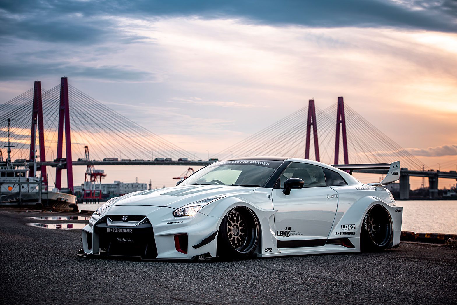 Liberty Walk LB-Silhouette WORKS GT 35GT-RR Front Canards