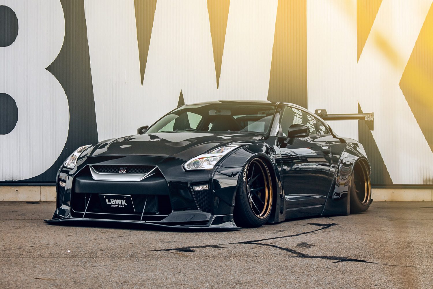 Liberty Walk LB-WORKS Type-1.5 Bonnet Hood for R35 Nissan GT-R